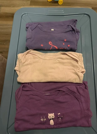 3x bodies 23 mois, état: Très bon état, taille: 24-36 mois / 92 cm, 2,00 €, 2,80 € Protection acheteurs incluse