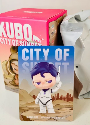 Kubo Popmart City of Sunset Weakening Signals, marque: POPMART, état: Très bon état, taille: Prématuré, jusqu'à 44cm, 19,50 €, 21,18 € Protection acheteurs (Pro) incluse