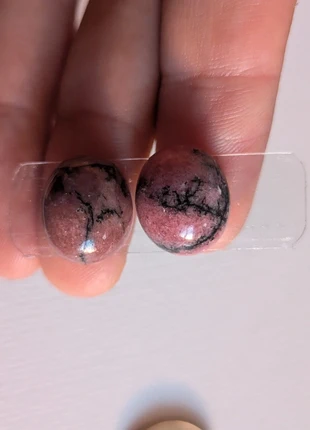 Par de cabujones ovalados de rodocrosita, brand: Pierre, condizioni: Nuovo con cartellino, €2.00, €2.80 include la Protezione acquisti