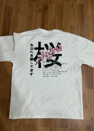 T-shirt imprimé Japon style type animé 🇯🇵, marca: anime, estado: Novo sem etiquetas, tamanho: M, €10.00, €11.20 inclui Proteção do Comprador