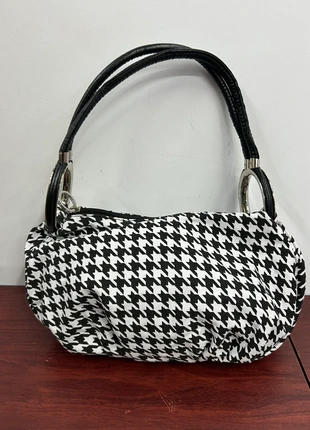 Sac à main noir & blanc à motifs y2k, staat: Heel goed, € 10,00, € 11,20 inclusief Kopersbescherming Pro