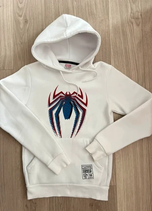 Sweat Marvel, marque: Celio, état: Très bon état, taille: XS, 12,00 €, 13,30 € Protection acheteurs incluse