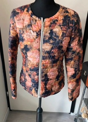 Gewatteerde jas met bloemenmotief, marca: Boutique Bohéme, estado: Muito bom, tamanho: M / 38 / 10, €14.95, €16.40 inclui Proteção do Comprador