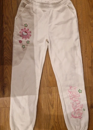 Jogging hello kitty, brand: Hello Kitty, condizioni: Ottime, taglia: S / IT 40 / EU 36, €8.00, €9.10 include la Protezione acquisti