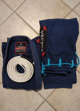 BJJ gi Vector sports, brand: Vector, condizioni: Ottime, €65.99, €69.99 include la Protezione acquisti