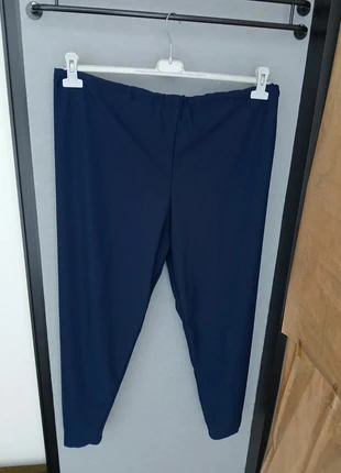 Pantalone donna made in Italy, marque: Made In Italy, état: Neuf avec étiquette, taille: 4XL / 48 / 20, 13,00 €, 14,35 € Protection acheteurs incluse