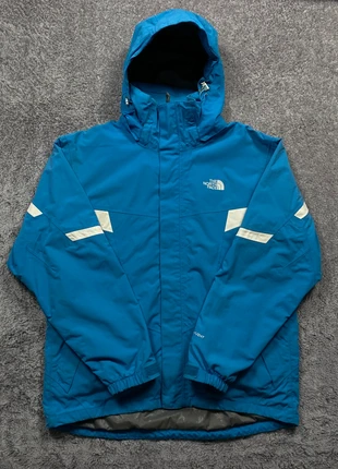 Veste de ski the north face hyvent bleu et blanc logo brodé blanc #264, marke: The North Face, zustand: Sehr gut, größe: M, 75,00 €, 79,45 € inklusive Vinted-Käuferschutz