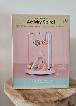 Activiteitenspiraal - Fairy garden, merk: Little Dutch, staat: Nieuw met prijskaartje, maat: 18-24 maanden / 86 cm, € 17,95, € 19,55 inclusief Kopersbescherming Pro