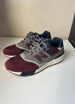 Baskets New Balance 597 bordeaux et grises homme – Taille 44, marque: New Balance, état: Très bon état, taille: 44, 38,00 €, 40,60 € Protection acheteurs incluse