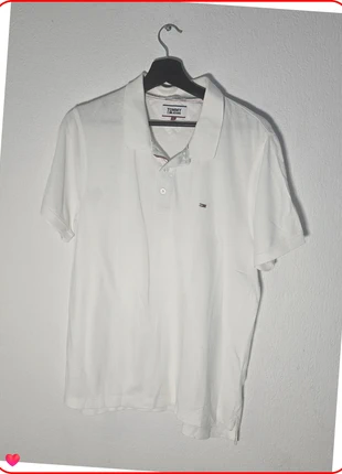 polo tommy blanche XL slim fit, marke: Tommy Hilfiger, zustand: Sehr gut, größe: XL, 12,00 €, 13,30 € inklusive Vinted-Käuferschutz