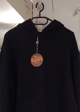 Sweat noir, marque: léonine, état: Neuf avec étiquette, taille: L, 4,00 €, 4,90 € Protection acheteurs incluse