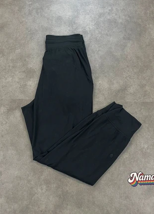 Pantalon Lululemon noir à cordon de serrage – Taille 6 (équivaut à 38 EU), marque: Lululemon, état: Très bon état, taille: M / 38 / 10, 17,80 €, 19,39 € Protection acheteurs (Pro) incluse