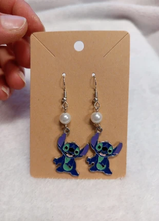 Boucles d'oreilles stitch, marque: Stitch, état: Neuf sans étiquette, 2,00 €, 2,80 € Protection acheteurs (Pro) incluse