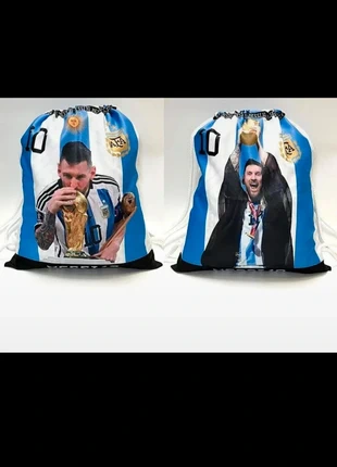 Sac de sport Messi – 2 visuels Coupe du Monde – Édition collector, état: Neuf sans étiquette, 7,00 €, 8,05 € Protection acheteurs incluse