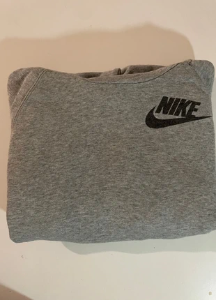 Hoody Nike  gris - taille s, brand: Nike, condizioni: Nuovo senza cartellino, taglia: S, €12.00, €13.30 include la Protezione acquisti