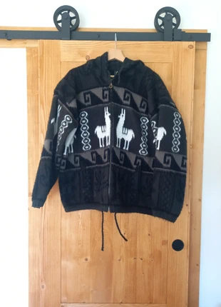 Veste en Laine, marque: ruminahui, état: Très bon état, taille: M, 15,00 €, 16,45 € Protection acheteurs incluse