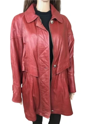 Veste en cuir année 80 bordeaux rouge femme - Stil Show - Taille 42, marke: sans marque, zustand: Sehr gut, größe: XL / 42 / 14, 59,00 €, 62,65 € inklusive Vinted-Käuferschutz