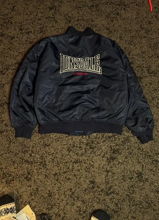 Lonsdale vintage jacket, marque: Lonsdale, état: Très bon état, taille: M, 59,99 €, 63,69 € Protection acheteurs incluse