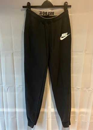 Nike Black Sweatpants – Size S Women’s – VGC - Just Do It Waistband, brand: Nike, condition: Very good, size: S / UK 8-10, £7.50, £8.58 includes Buyer Protection