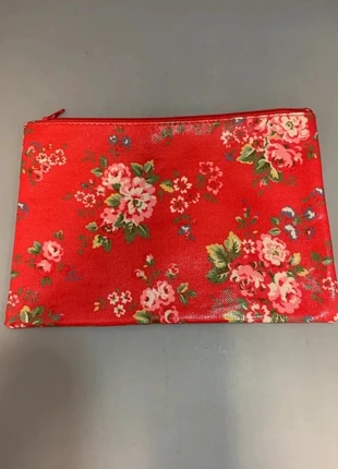 Cath kidston small toiletry make up bag (G5 11577), brand: Cath Kidston, condition: Very good, £2.00, £2.80 includes Buyer Protection Pro