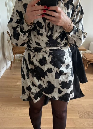 Robe noire et blanche Rétro & Icône, marke: Retro & Icone, zustand: Sehr gut, größe: M / 38 / 10, 8,00 €, 9,10 € inklusive Vinted-Käuferschutz