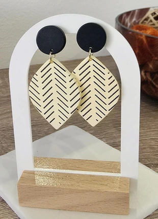 Boucles d’oreilles femme géométriques noir,beige – acier inoxydable/ légères, modernes, neuf, marque: Tendance, état: Neuf avec étiquette, 5,90 €, 6,90 € Protection acheteurs incluse