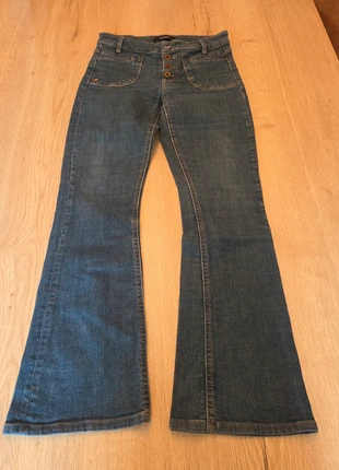 Jeans femme Kaporal W25 | TUe 34/36, marque: Kaporal, état: Très bon état, taille: Autre, 12,00 €, 13,30 € Protection acheteurs incluse