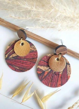 Boucles d'oreilles avec pampilles en cuir et liège, marque: Creatrice, état: Très bon état, 9,00 €, 10,15 € Protection acheteurs (Pro) incluse