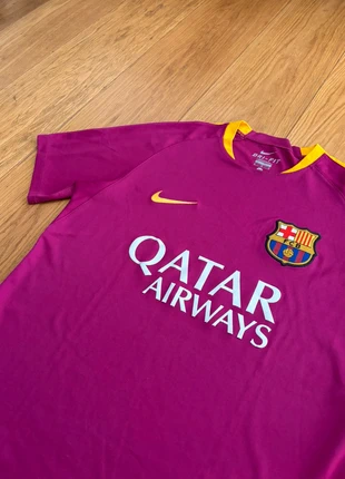 Maglia da allenamento Fc Barcelona. Taglia M., merk: Nike, staat: Heel goed, maat: M, € 29,99, € 32,19 inclusief Kopersbescherming
