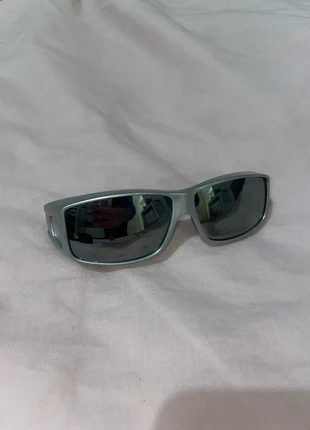 silver statement sunglasses, marca: Local, estado: Novo sem etiquetas, €10.00, €11.20 inclui Proteção do Comprador