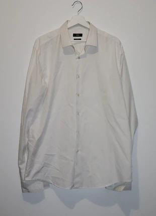 Chemise BOSS blanche – Taille 45 / XXL, marque: Boss, état: Très bon état, taille: XXL, 15,00 €, 16,45 € Protection acheteurs incluse