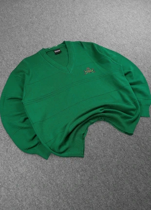 Pull à Col V Vintage 80s en Maille Vert Foncé à Logo Écusson Brodé 50% Laine (L), marke: Vintage Dressing, zustand: Sehr gut, größe: L, 22,00 €, 23,80 € beinhaltet Vinted-Käuferschutz Pro