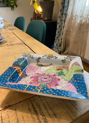 Cendrier en porcelaine de Chine Émaillée, merk: Chine, staat: Heel goed, € 15,00, € 16,45 inclusief Kopersbescherming Pro