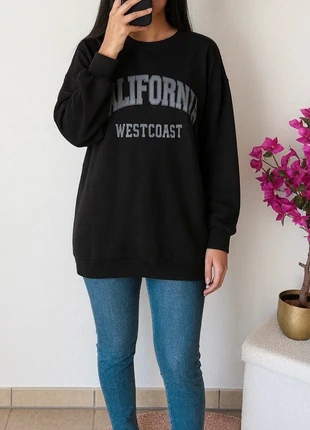 Pull noir suédine california taille unique, marque: Made In Italy, état: Neuf sans étiquette, taille: Taille unique, 16,00 €, 17,50 € Protection acheteurs incluse