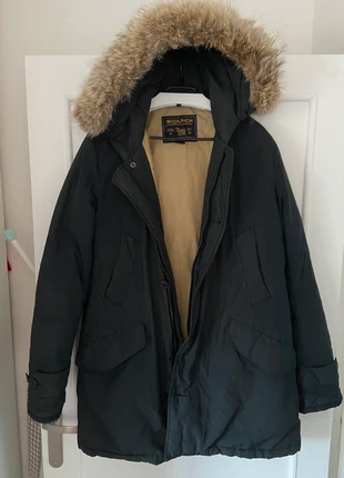 Doudoune parka veste blouson d’hiver jacket Woolrich Taille L Couleur noir beige crème, marque: Woolrich, état: Très bon état, taille: L, 129,00 €, 136,15 € Protection acheteurs incluse
