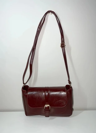 Sac a bandoulière vintage - Bordeaux, merk: Vintage Dressing, staat: Nieuw zonder prijskaartje, € 35,00, € 37,45 inclusief Kopersbescherming Pro