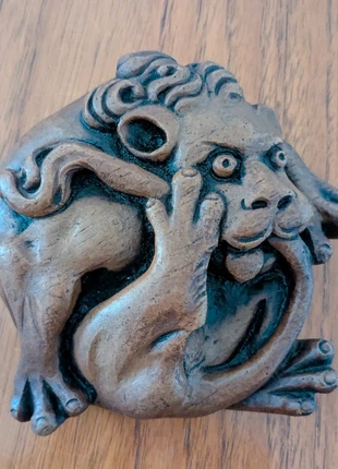 Lion wall hanging, brand: Oakapple Designs, condition: New without tags, £12.00, £13.30 includes Buyer Protection