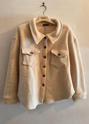 Giacca Teddy Donna in Pile Beige, marca: Shein, estado: Muito bom, tamanho: M / 38 / 10, €12.00, €13.30 inclui Proteção do Comprador