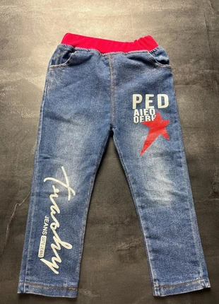 Jean slim bébé garçon 80 cm - taille élastique rouge, imprimé étoile & texte tendance, état: Très bon état, taille: 12-18 mois / 80 cm, 2,00 €, 2,80 € Protection acheteurs incluse