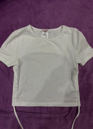 Maglietta Bianca con Schiena Scoperta, marca: Don't Call Me Jennyfer, estado: Novo sem etiquetas, tamanho: S / 36 / 8, €2.00, €2.80 inclui Proteção do Comprador