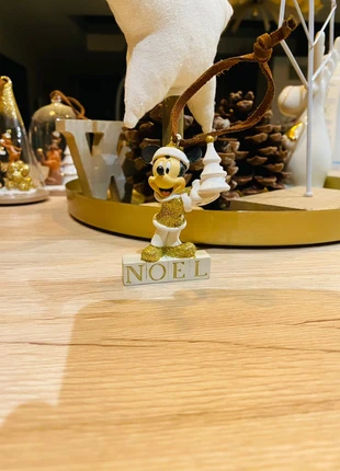 Boule / Ornement de Noël Disney Mickey, marque: Disneyland Paris, état: Très bon état, 14,00 €, 15,40 € Protection acheteurs incluse