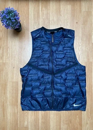 Nike running veste sans manche aeroloft taille M introuvable, brand: Nike, condition: Very good, size: M, €55.00, €58.45 includes Buyer Protection