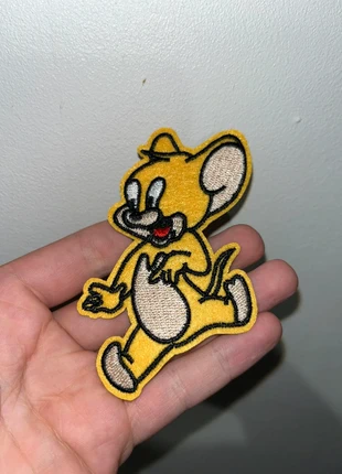 Patch Souris Jaune Tom et Jerry Velcro, marque: Tom and Jerry, état: Neuf, 5,00 €, 5,95 € Protection acheteurs incluse