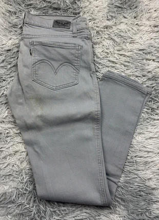 Jean skinny gris women femme Levi’s w30 x l32 JLM036, merk: Levi's, staat: Heel goed, maat: L / 40 / 12, € 19,25, € 20,91 inclusief Kopersbescherming Pro