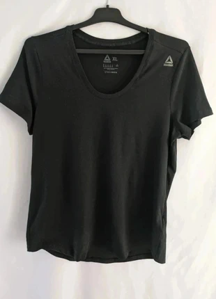 T-shirt sport Reebok noir taille XL parfait état, brand: Reebok, condition: Very good, size: XL / 42 / 14, €13.00, €14.35 includes Buyer Protection Pro
