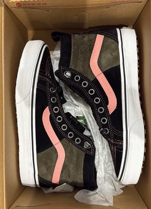 Vans Sk8-Hi MTE 37 femme – waterproof – neuf, marca: Vans, estado: Novo com etiquetas, tamanho: 37, €70.00, €74.20 inclui Proteção do Comprador