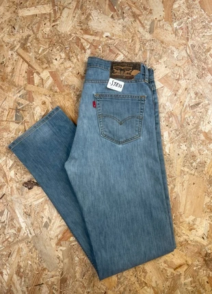 S1833 Jean Levis 504 W34 L34 Bleu, merk: Levi's, staat: Heel goed, maat: W34 | FR 44, € 29,99, € 32,19 inclusief Kopersbescherming Pro