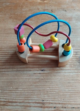 Petit boulier en bois coloré – idéal pour l’éveil et la motricité des tout-petits 💛, état: Très bon état, taille: 9-12 mois / 74 cm, 3,00 €, 3,85 € Protection acheteurs incluse