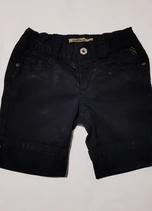 Kortbroekje, merk: Airfield, staat: Heel goed, maat: 6 jaar / 116 cm, € 2,50, € 3,33 inclusief Kopersbescherming