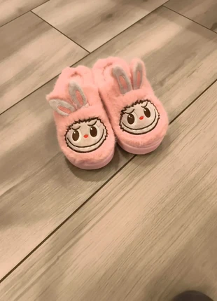 Pantoufles laboubou 36 37, marca: laboubou, estado: Novo com etiquetas, tamanho: 37, €12.00, €13.30 inclui Proteção do Comprador Pro